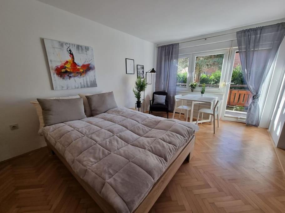 The Rowhouse Apartment Ljubljana - Free Parking Exterior photo
